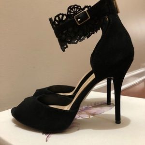 Jessica Simpson Black Suede Heels -Never worn
